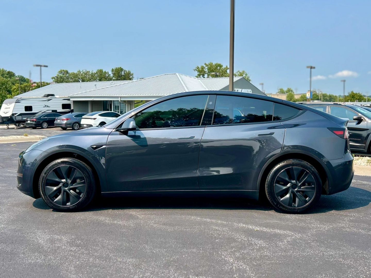 tesla model y 2024 7SAYGDEE8RA336133 image tesla model y 2024 7SAYGDEE8RA336133 image